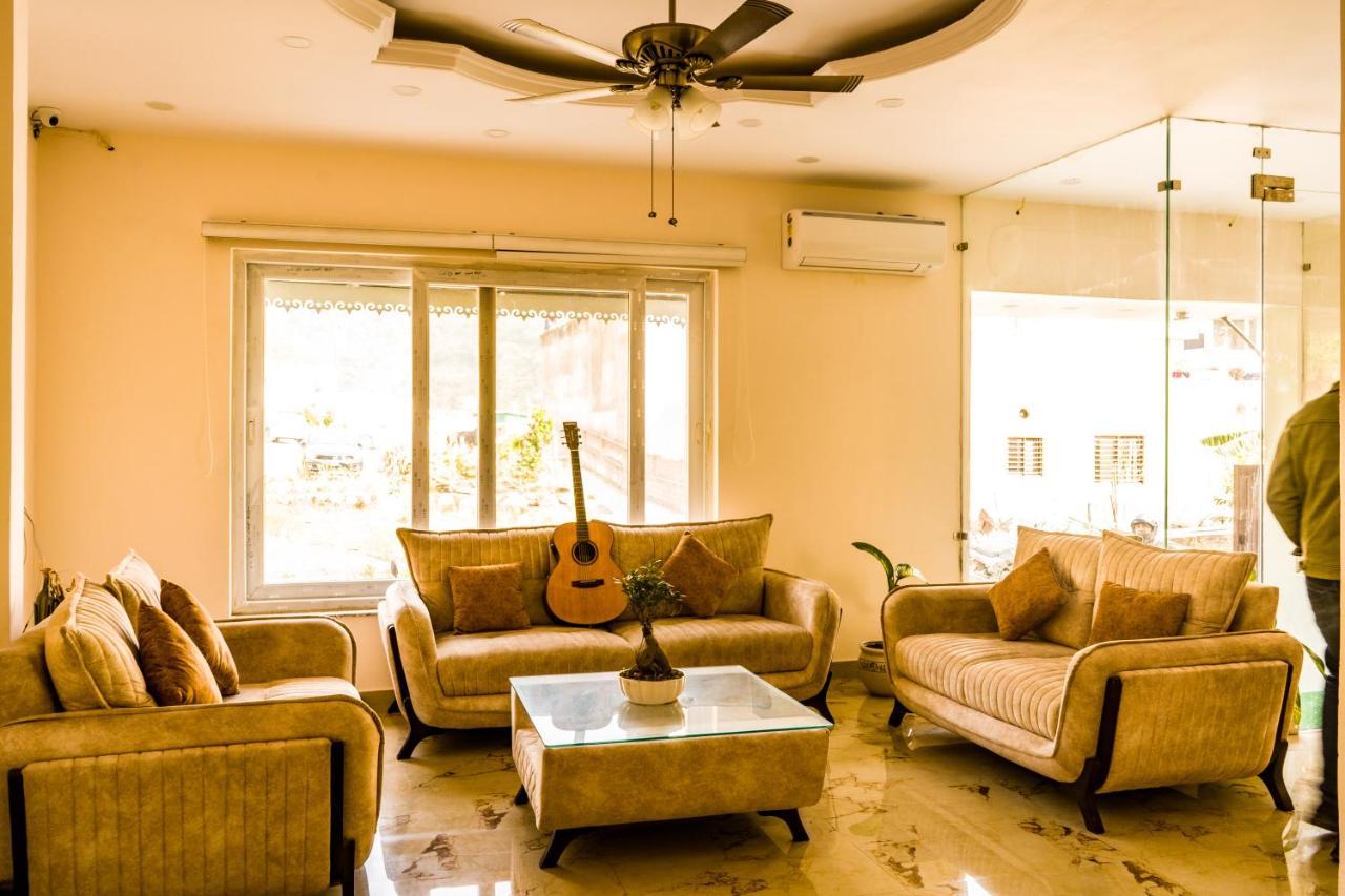 Backpacker Duniya Hostel Rishikesh Ngoại thất bức ảnh