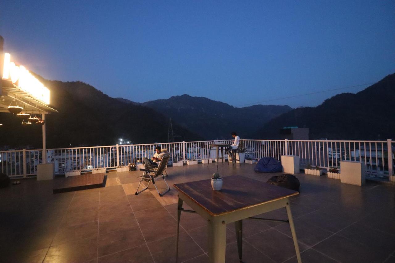 Backpacker Duniya Hostel Rishikesh Ngoại thất bức ảnh