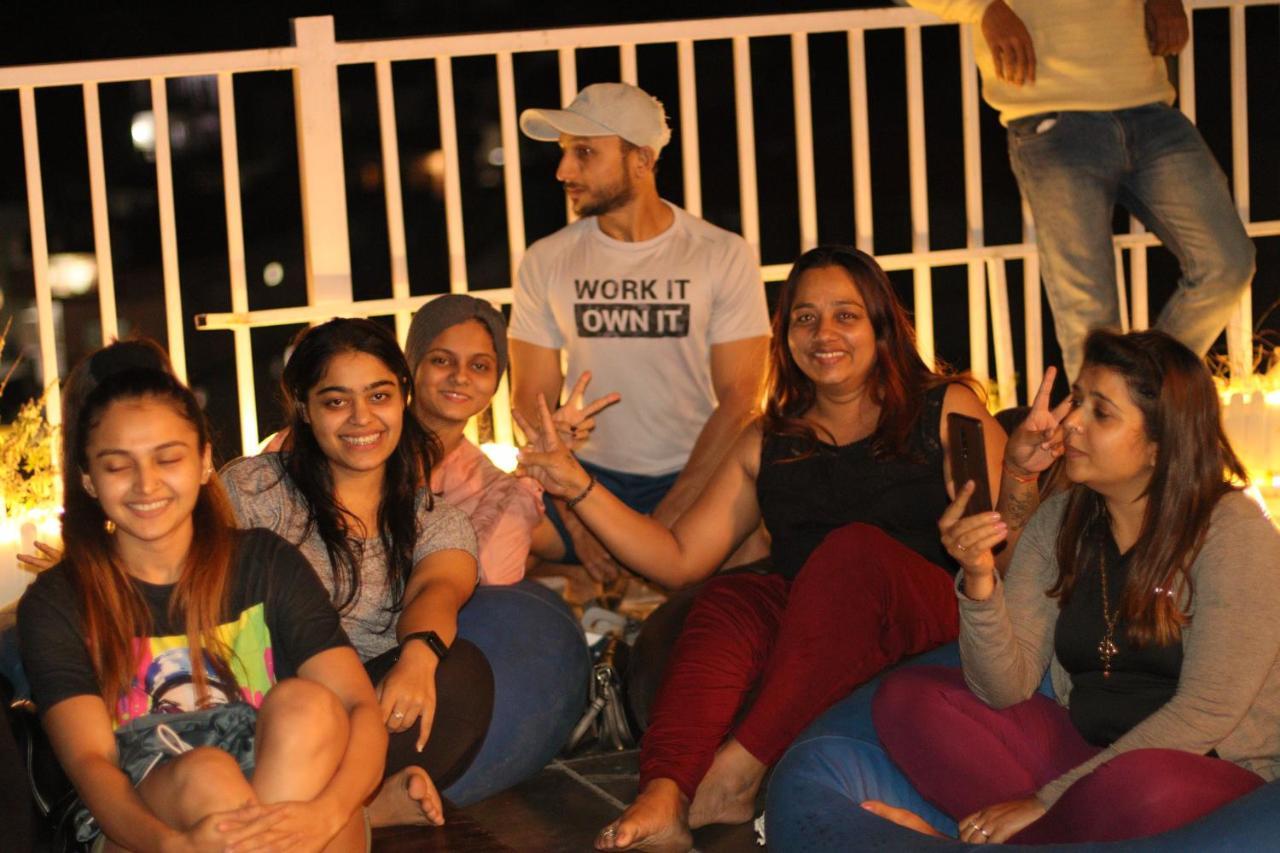 Backpacker Duniya Hostel Rishikesh Ngoại thất bức ảnh