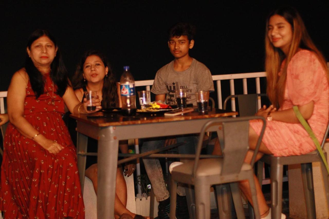 Backpacker Duniya Hostel Rishikesh Ngoại thất bức ảnh