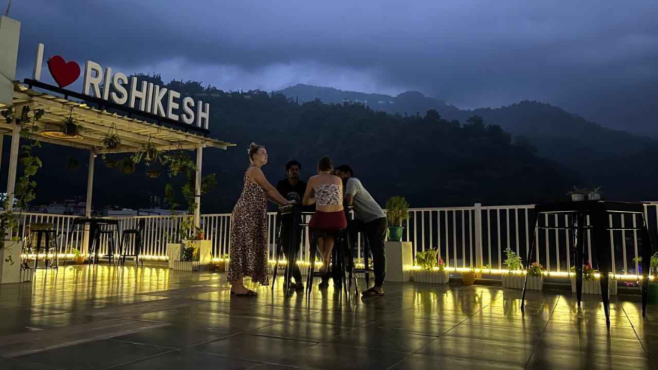 Backpacker Duniya Hostel Rishikesh Ngoại thất bức ảnh